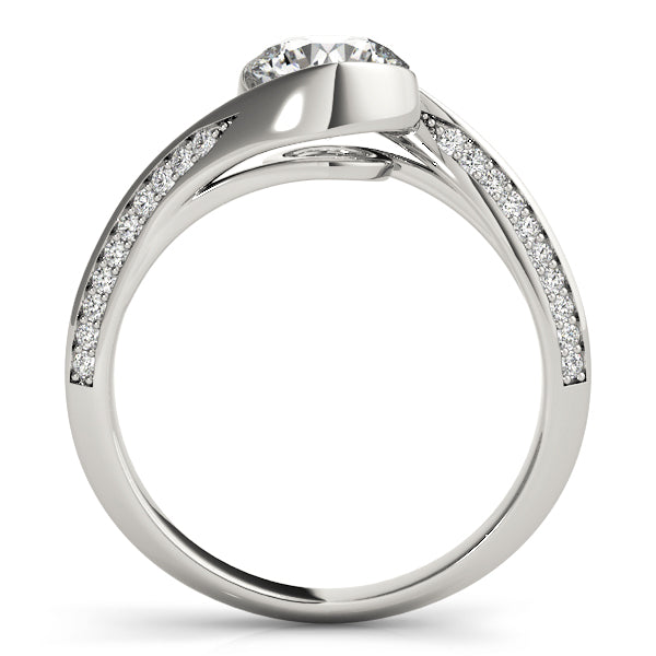 Classic Round Engagement Ring