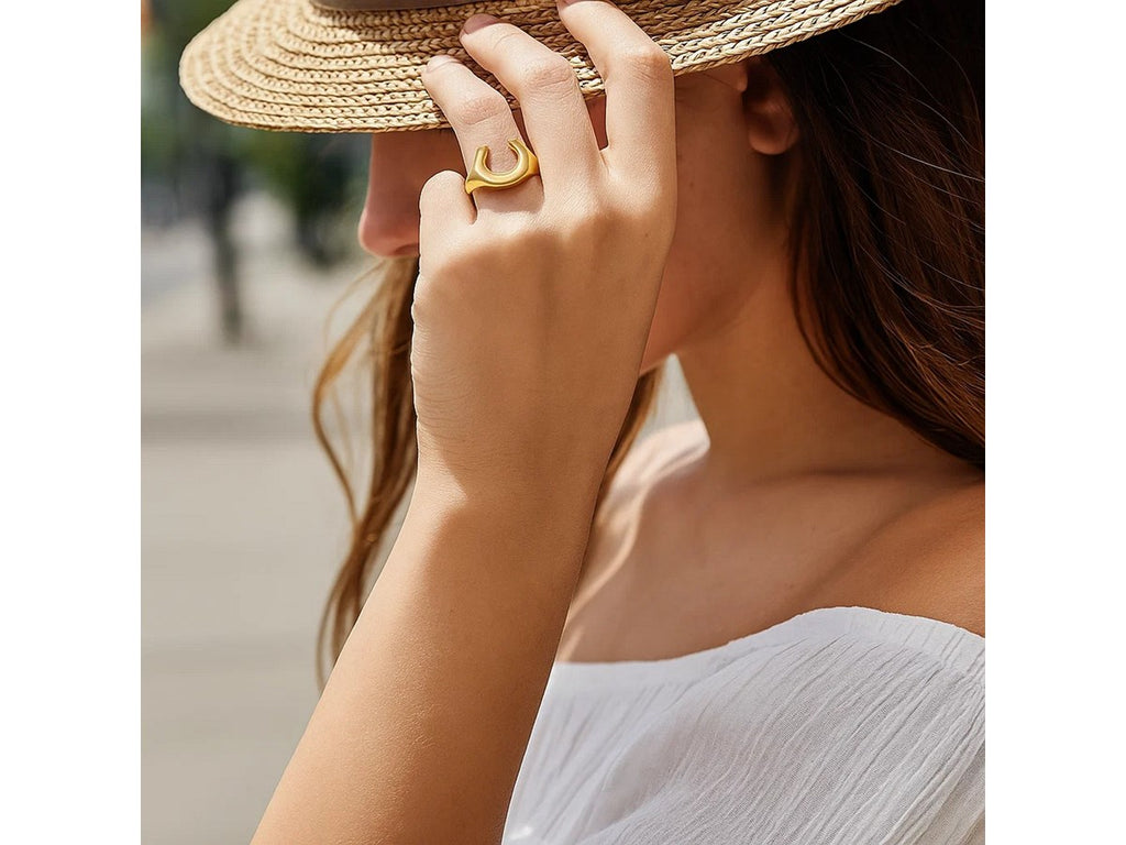 Lucky Horseshoe Statement Ring