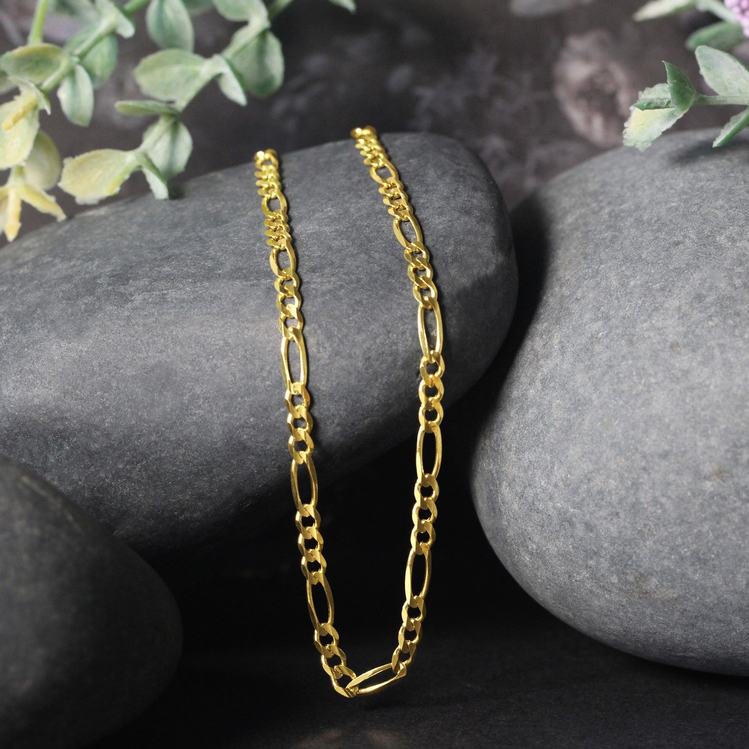 10k Yellow Gold Solid Figaro Chain (2.60 mm)