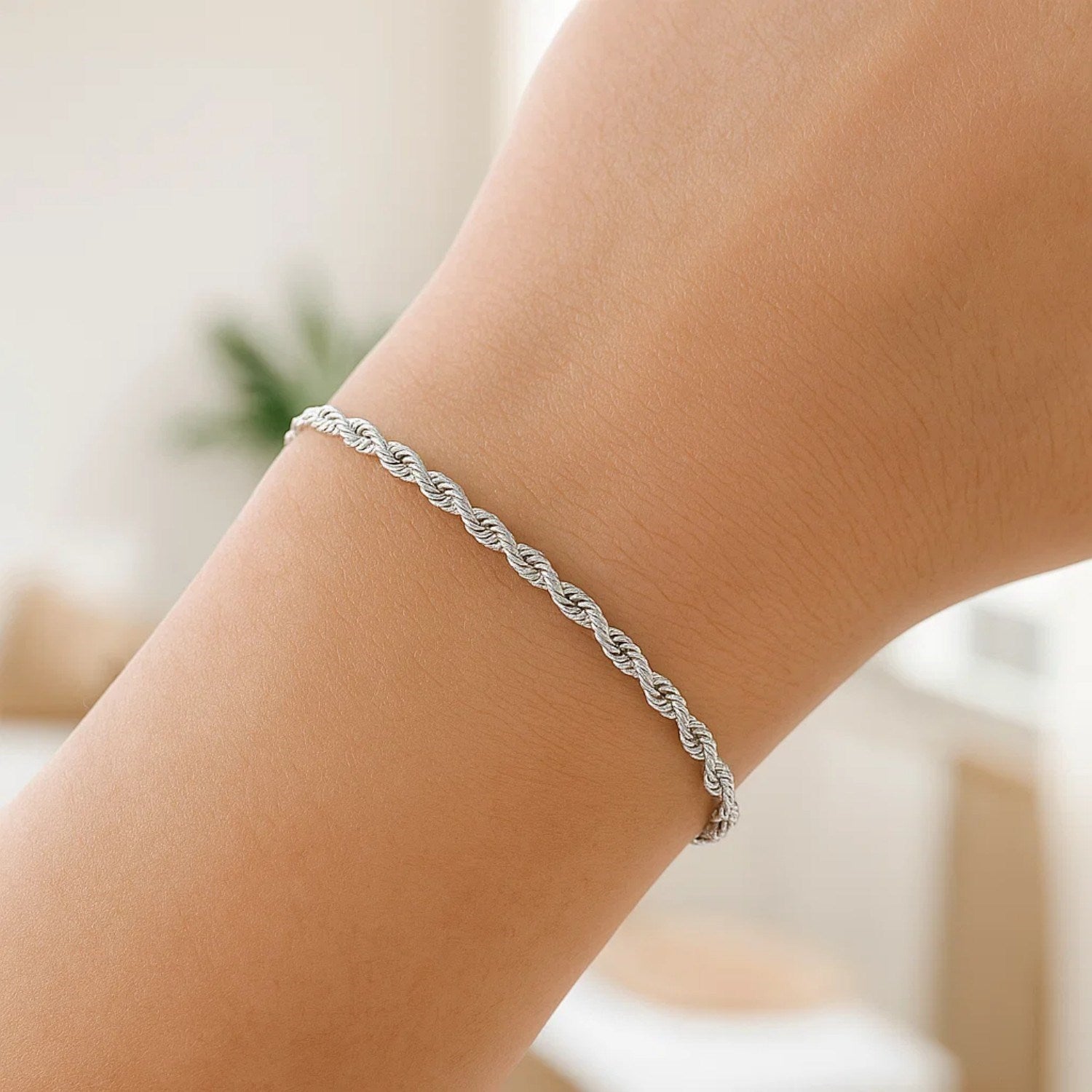 14k White Gold Solid Diamond Cut Rope Bracelet (2.50 mm)