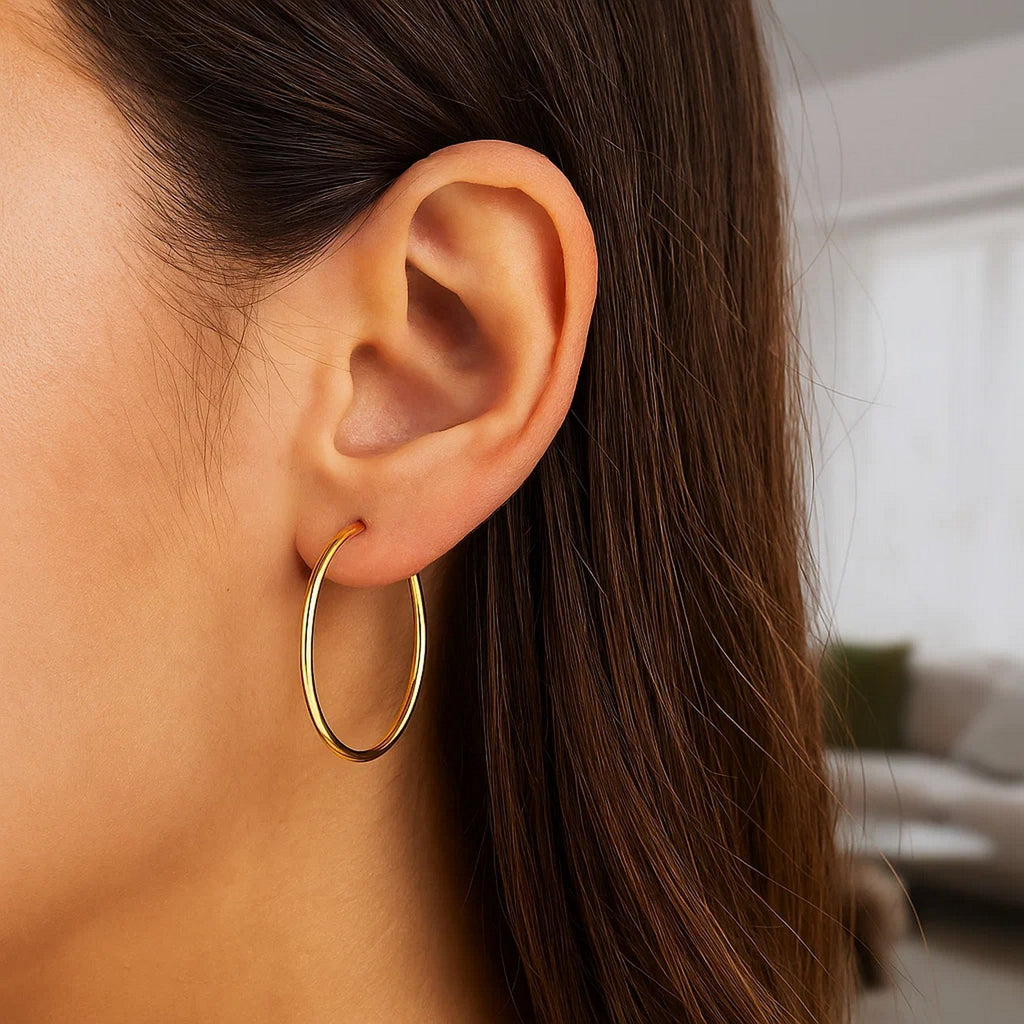 14k Yellow Gold Polished Hoop Earrings (1.5x30mm)