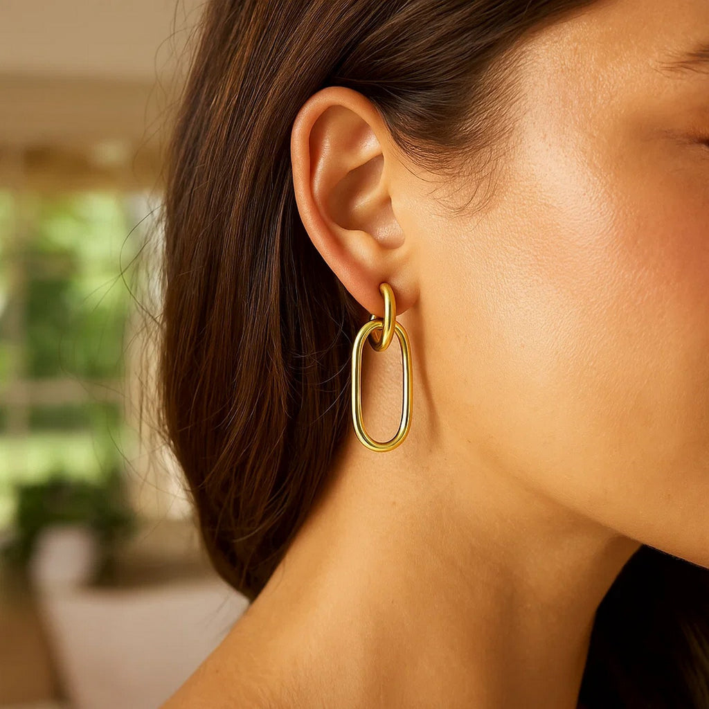 14K Yellow Gold Polished Oval Linked Hoop Earrings