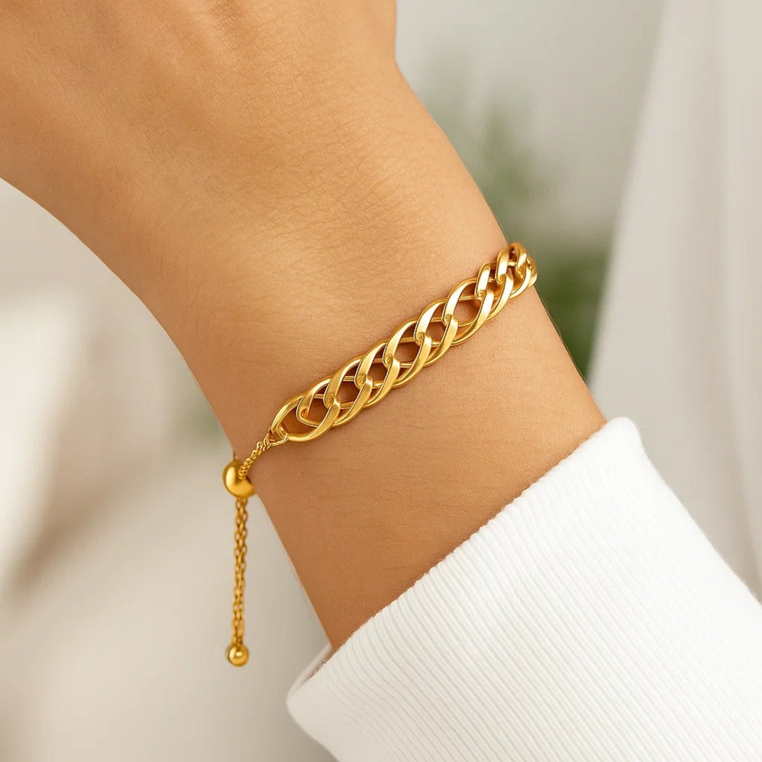 Adjustable Chain Bracelet in 14k Yellow Gold (5.00 mm)