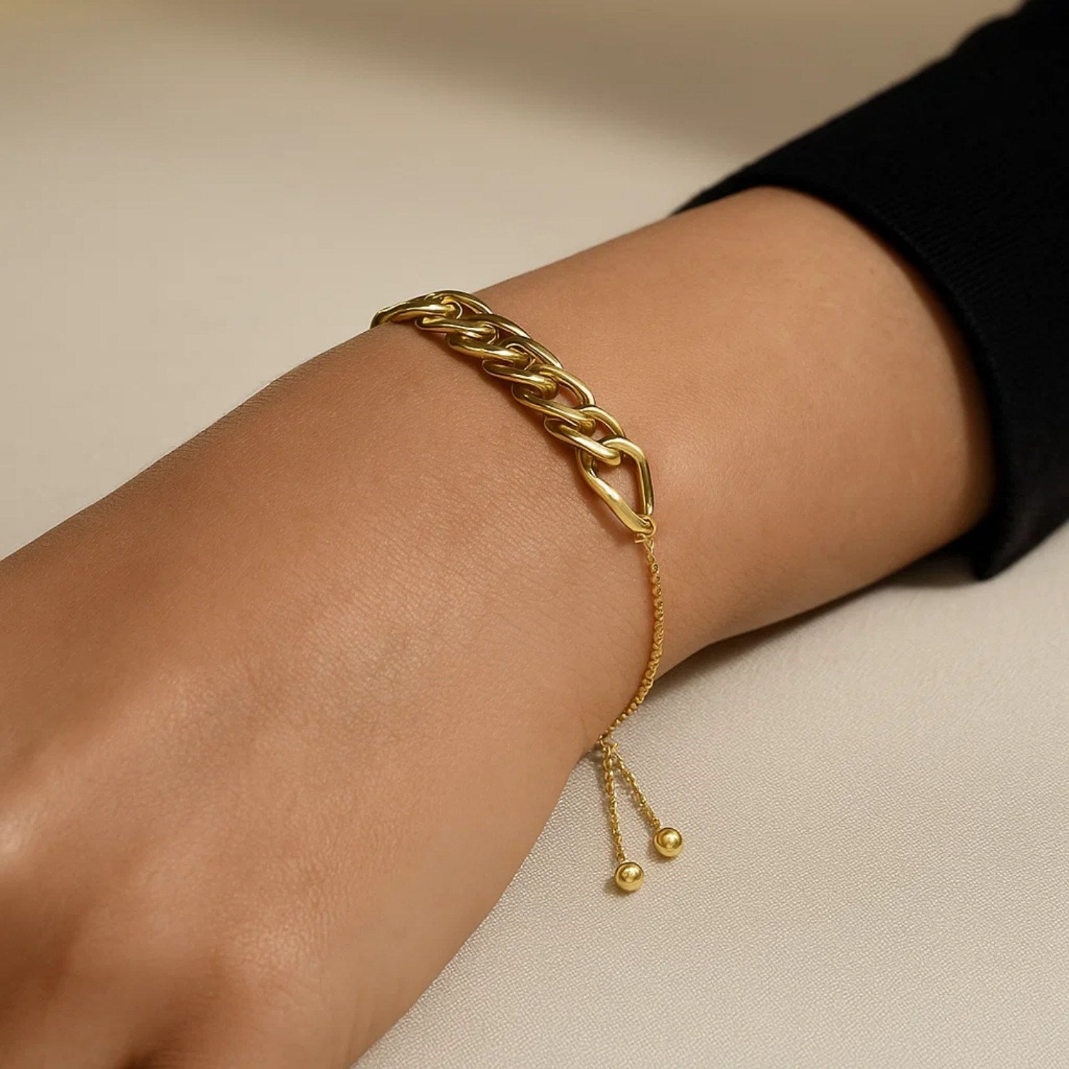 Adjustable Chain Bracelet in 14k Yellow Gold (5.00 mm)