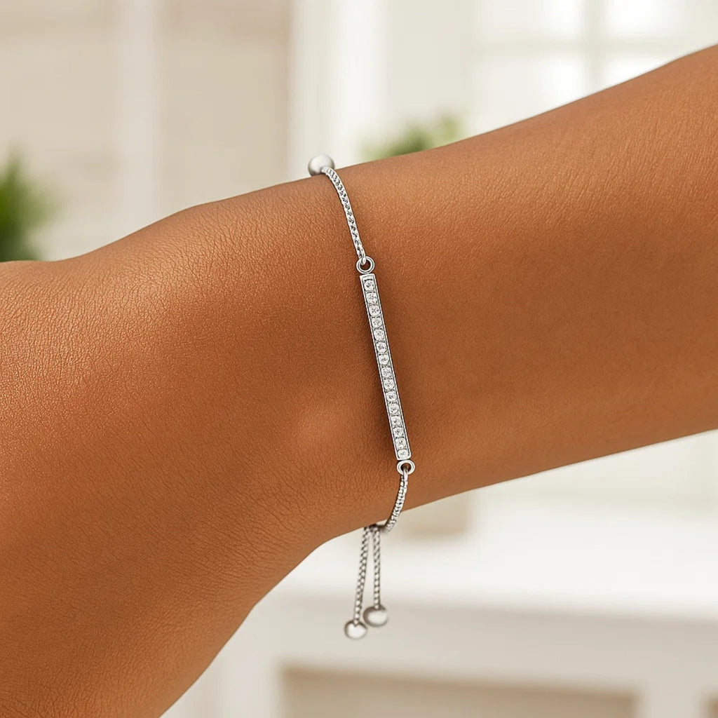 Adjustable Bar Bracelet with Cubic Zirconia in Sterling Silver (1.20 mm)