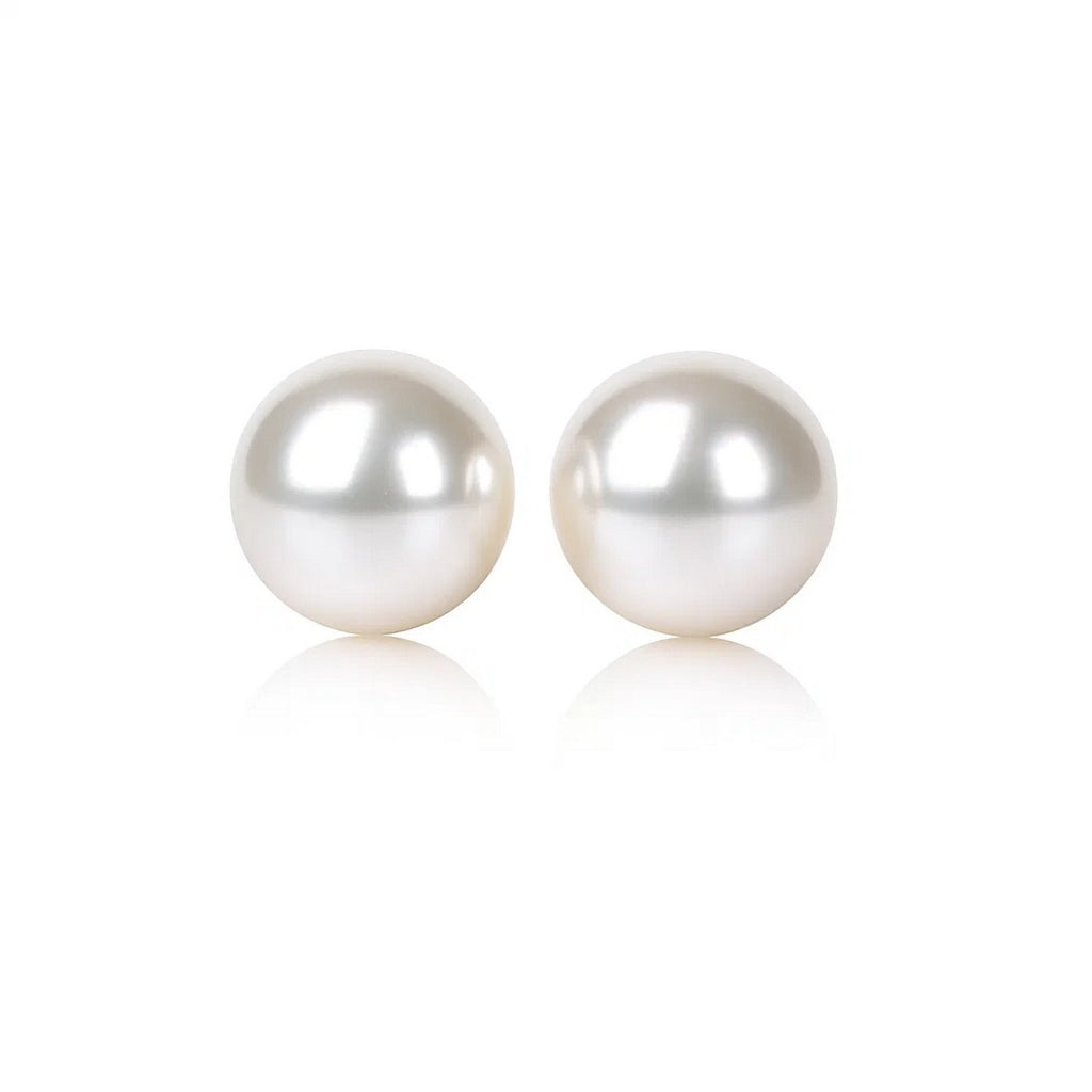 14k Yellow Gold Freshwater Cultured White Pearl Stud Earrings (7mm)