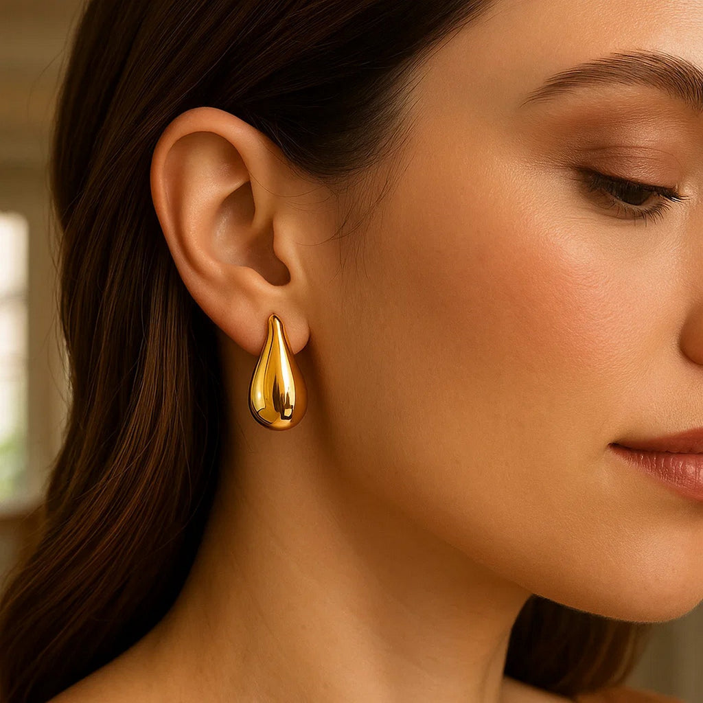 Large Raindrop Stud Earrings in 14K Yellow Gold