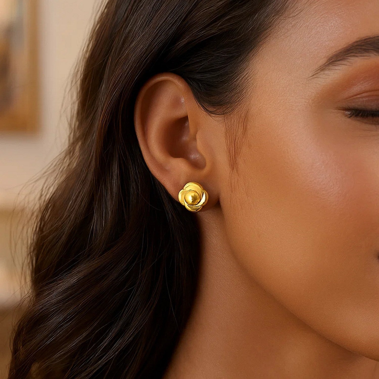 14K Yellow Gold Floral Stud Earrings