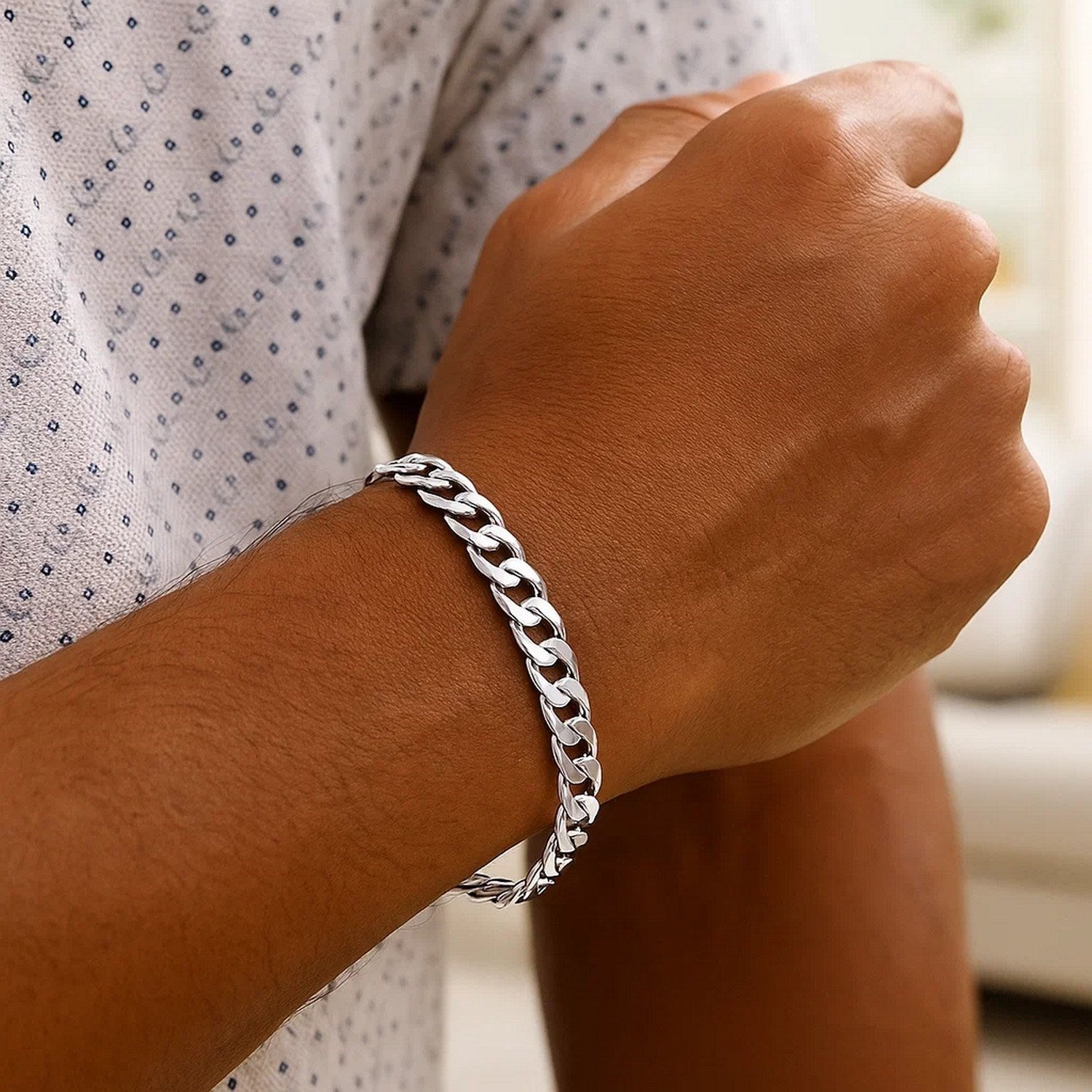 Rhodium Plated Sterling Silver Curb Style Bracelet (7.20 mm)