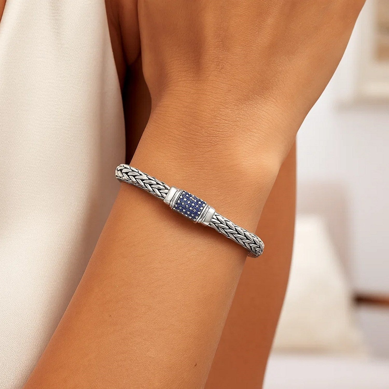 Sterling Silver Weave Motif Bracelet with Blue Sapphire Embellishments (7.00 mm)