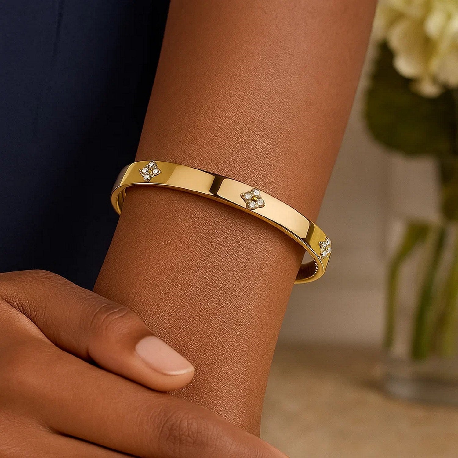 14k Yellow Gold Trilogy Diamond Bangle (5.40 mm)