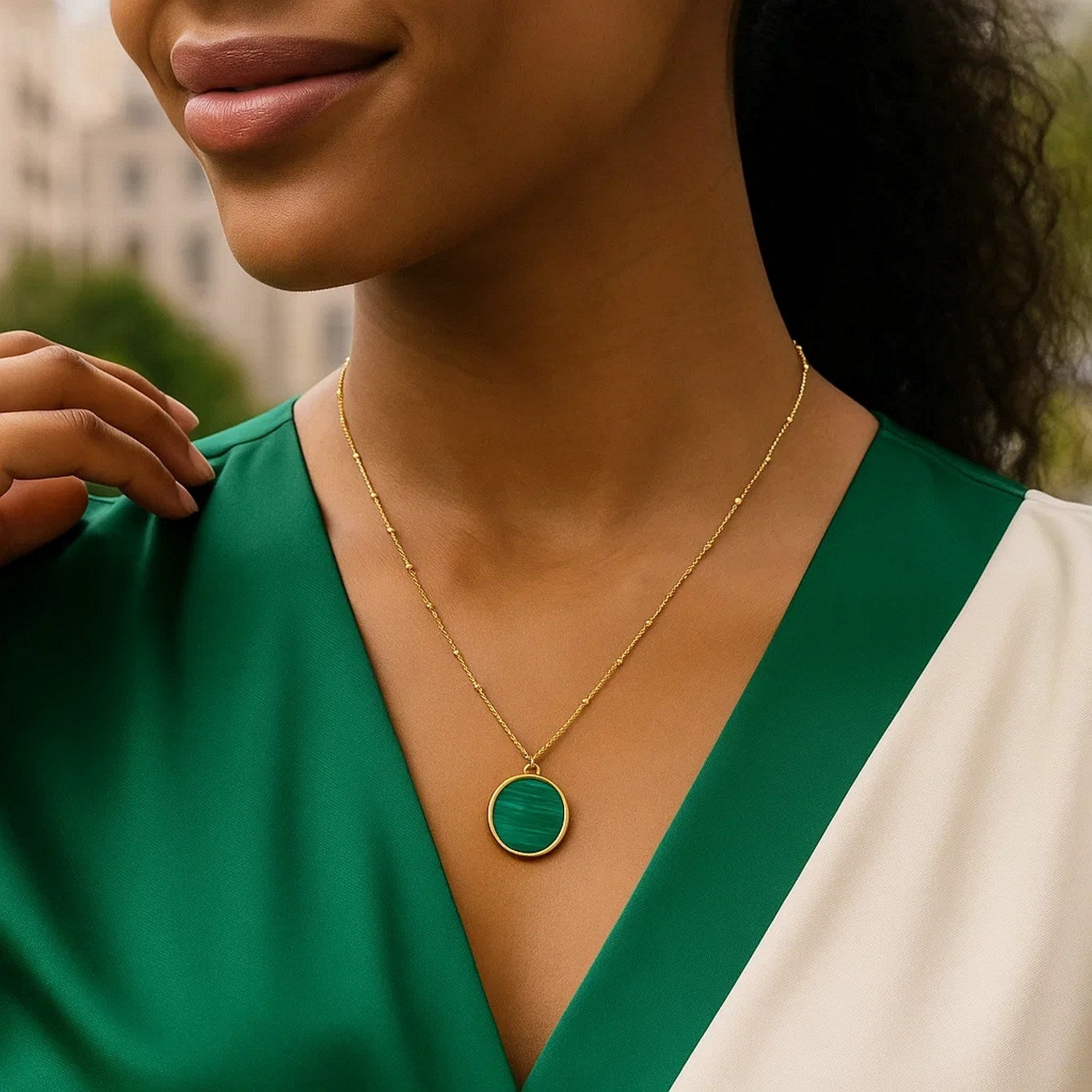 14K Yellow Gold Malachite Inlay Circle Necklace