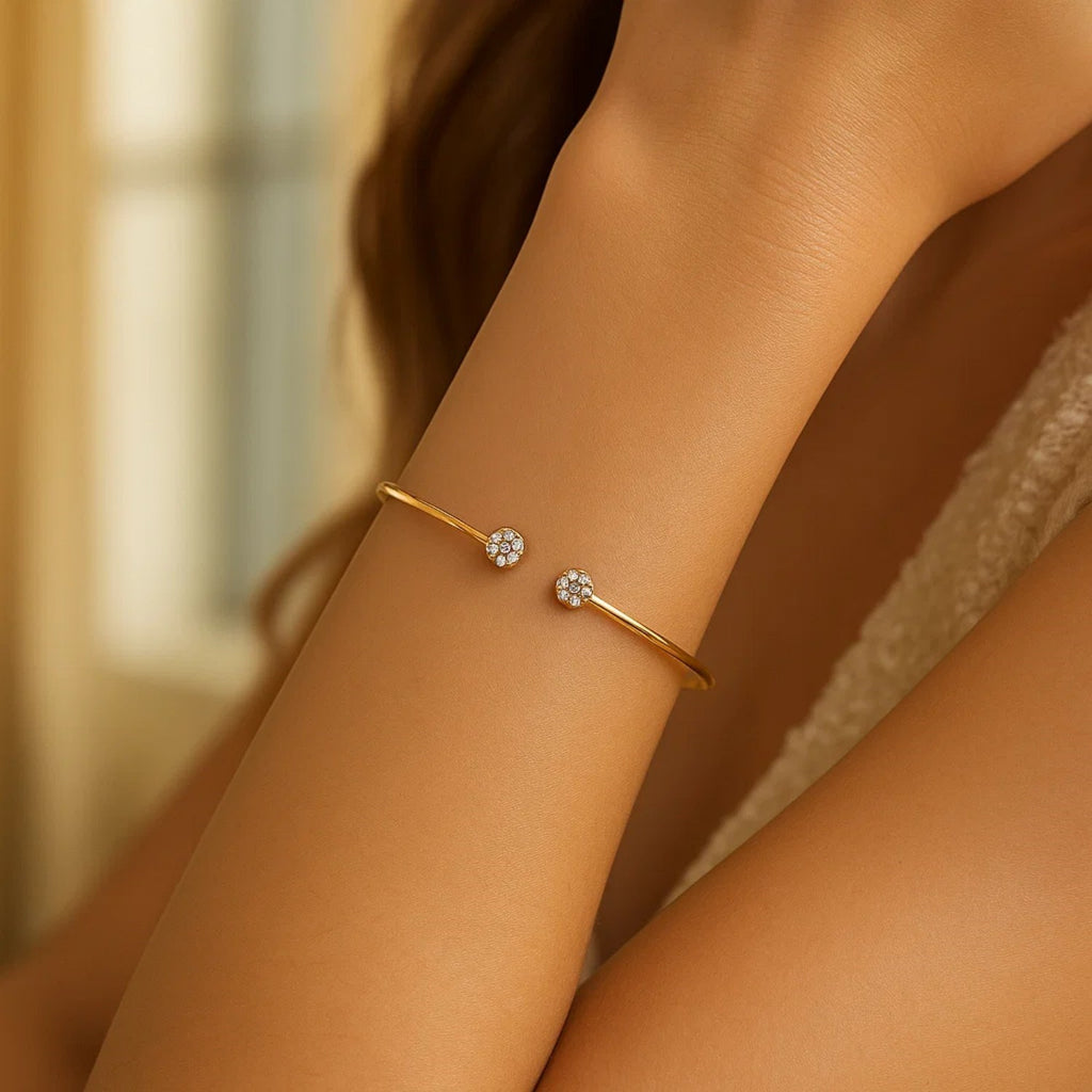 14k Yellow Gold High Polish Diamond Cluster Bangle (2.00 mm)