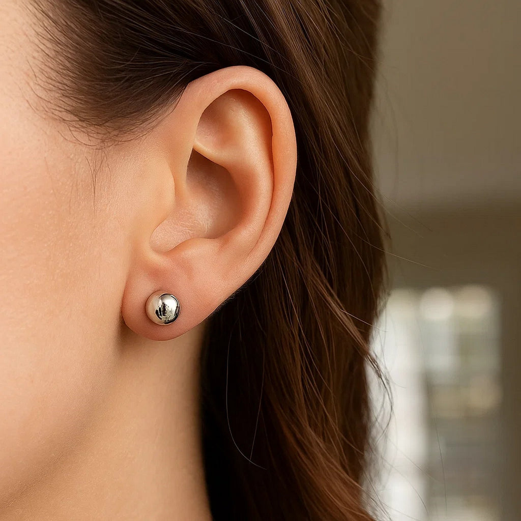 14k White Gold Spherical Stud Earrings (7.0 mm)