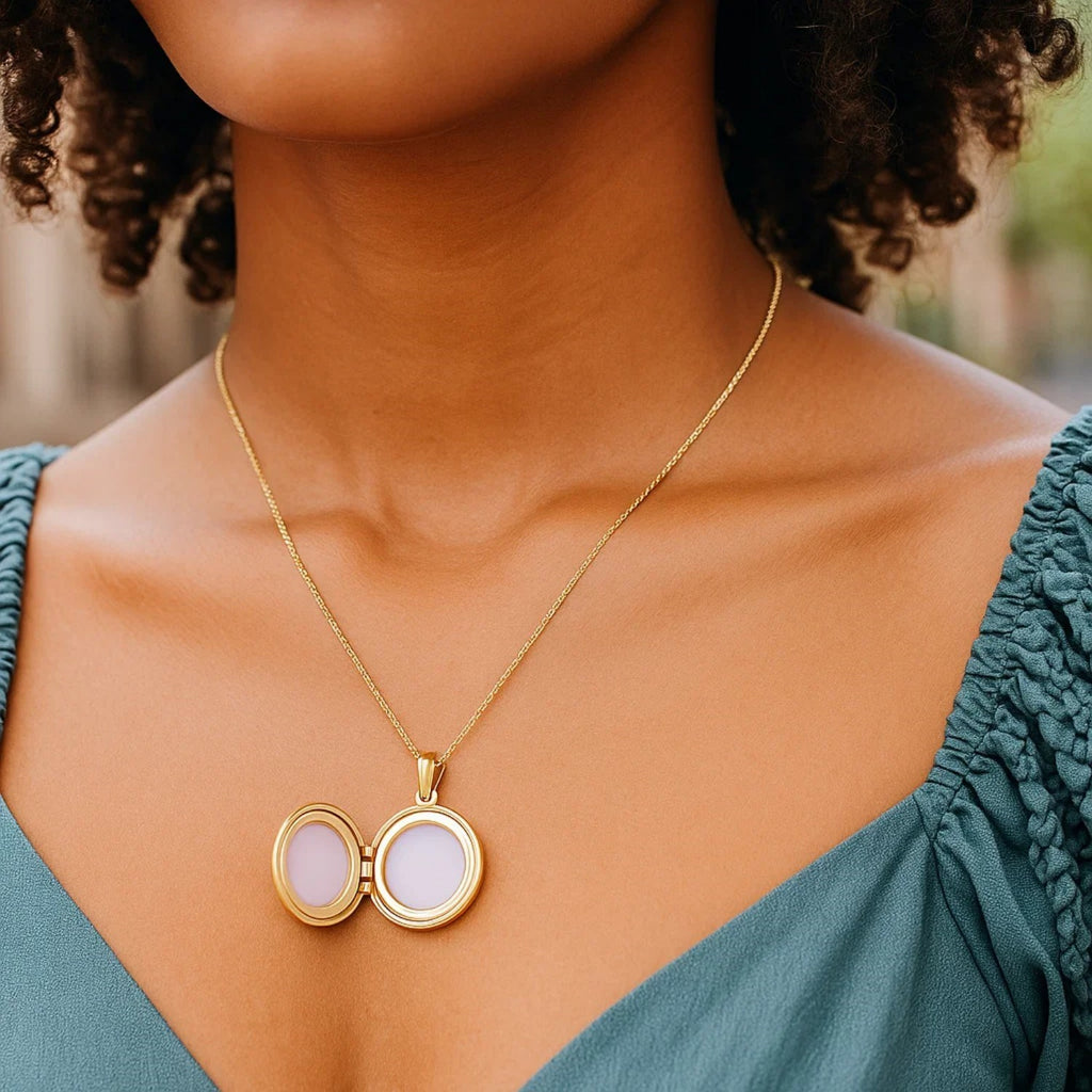 14k Yellow Gold Round North Star Locket Necklace