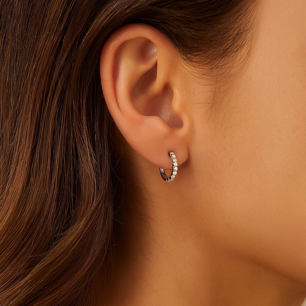 14k White Gold Petite Textured Round Hoop Earrings