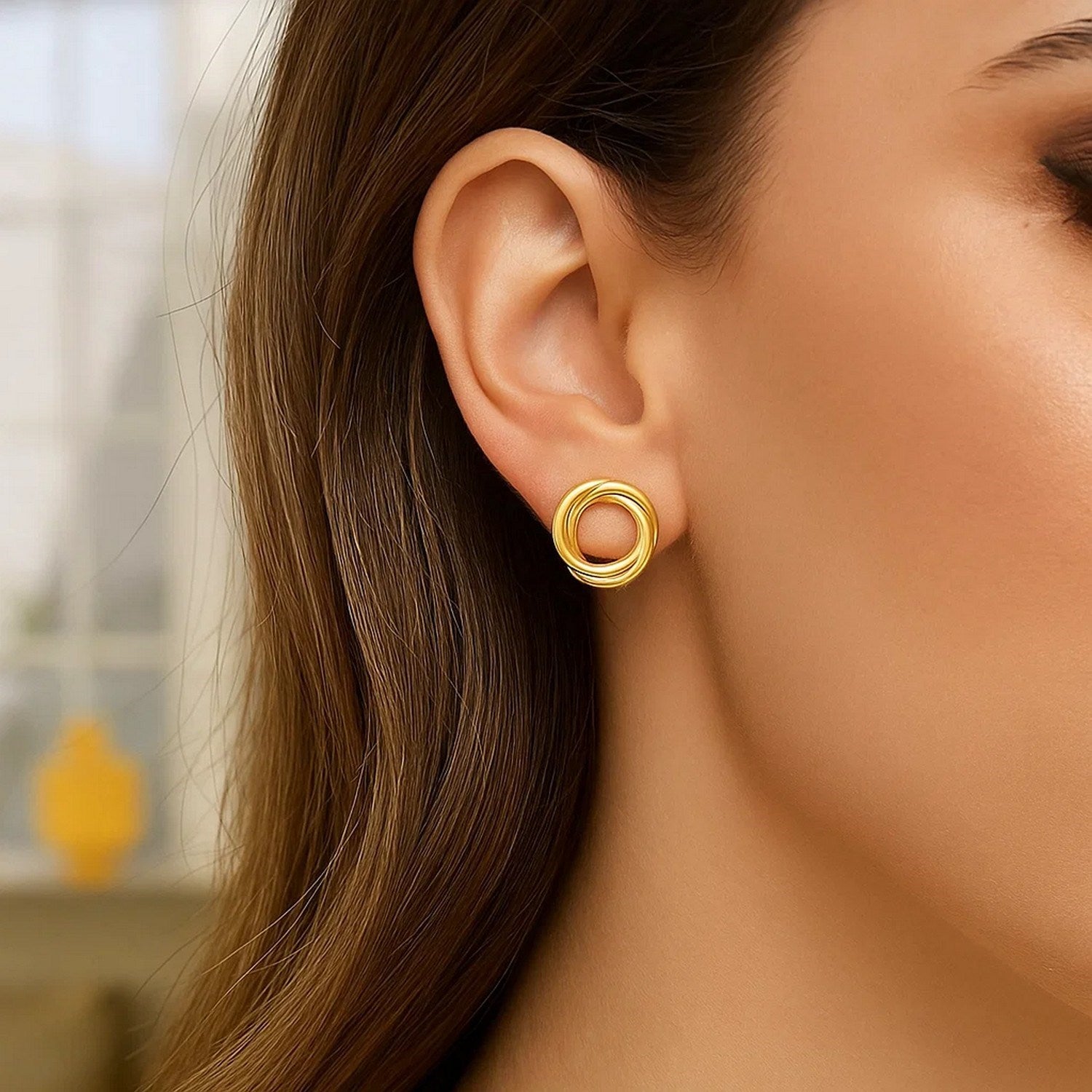 14K Yellow Gold Interlocking Trinity Stud Earrings (11.30 mm)