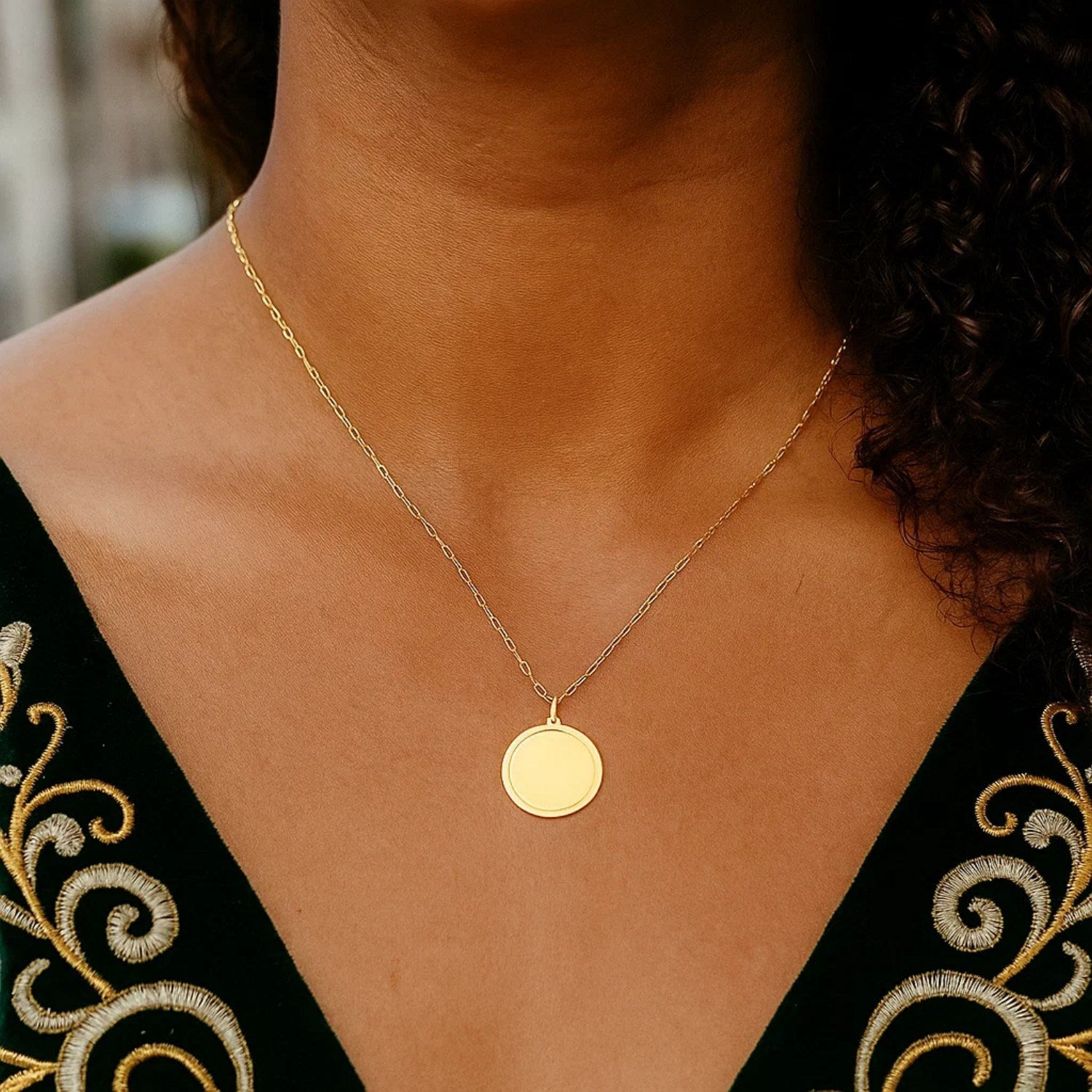 14K Yellow Gold Round Tag Necklace