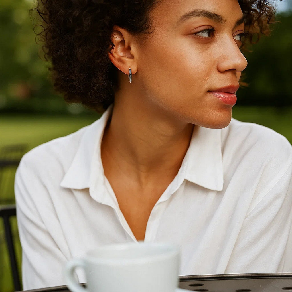 Polished Sterling Silver and Rhodium Plated Hoop Earrings (2x15mm)