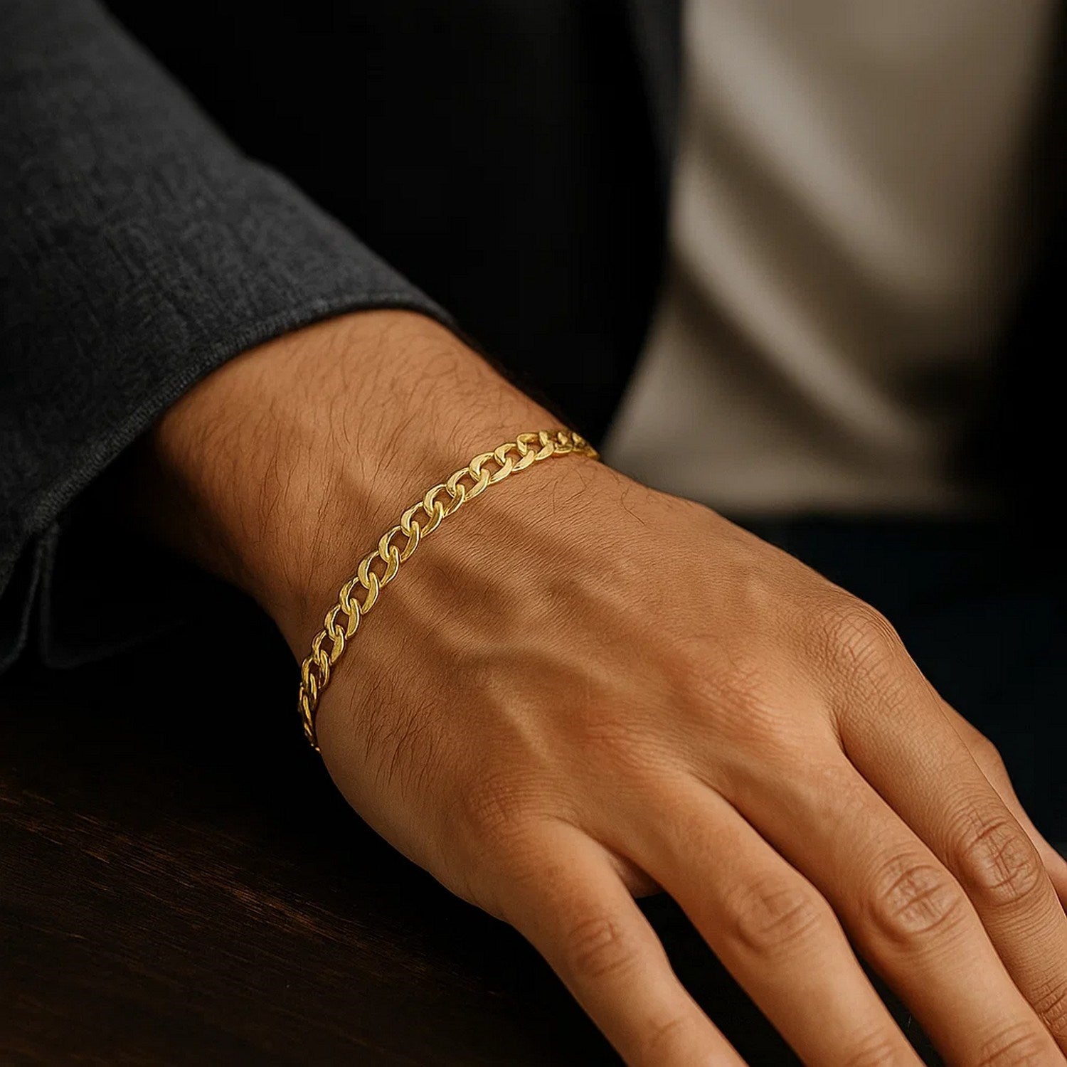 10k Yellow Gold Curb Bracelet (4.70 mm)