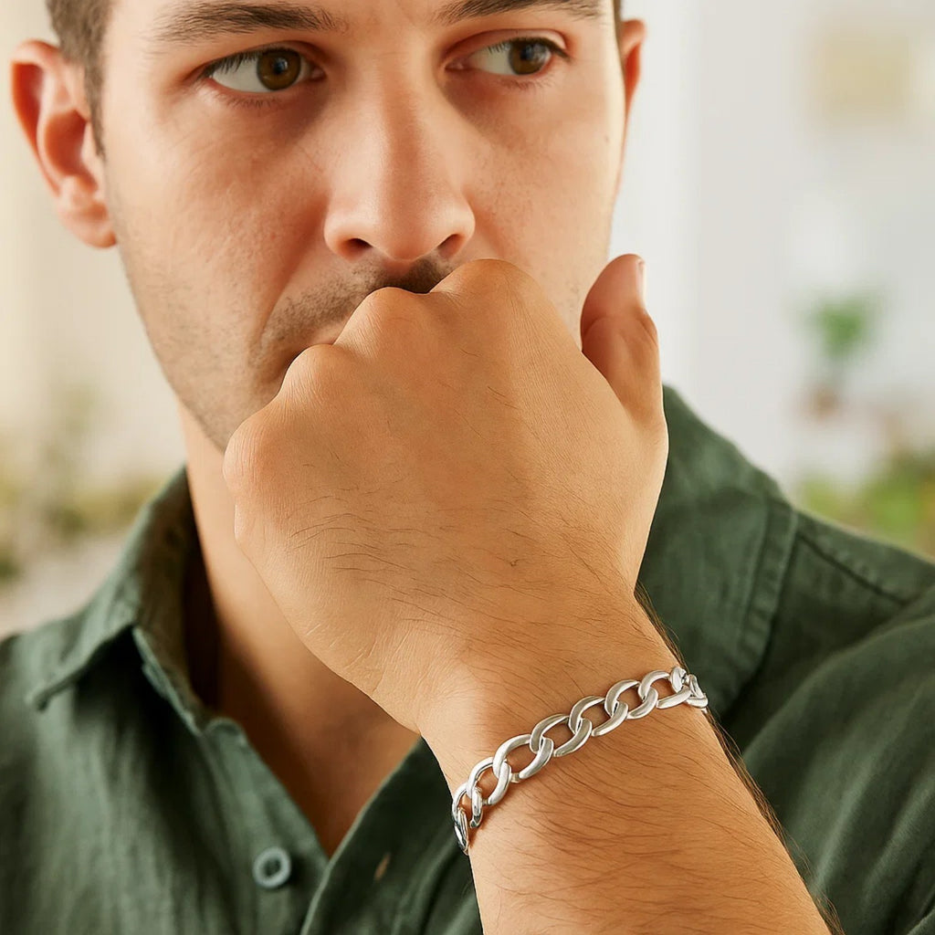 Rhodium Plated Sterling Silver Curb Style Bracelet (7.90 mm)