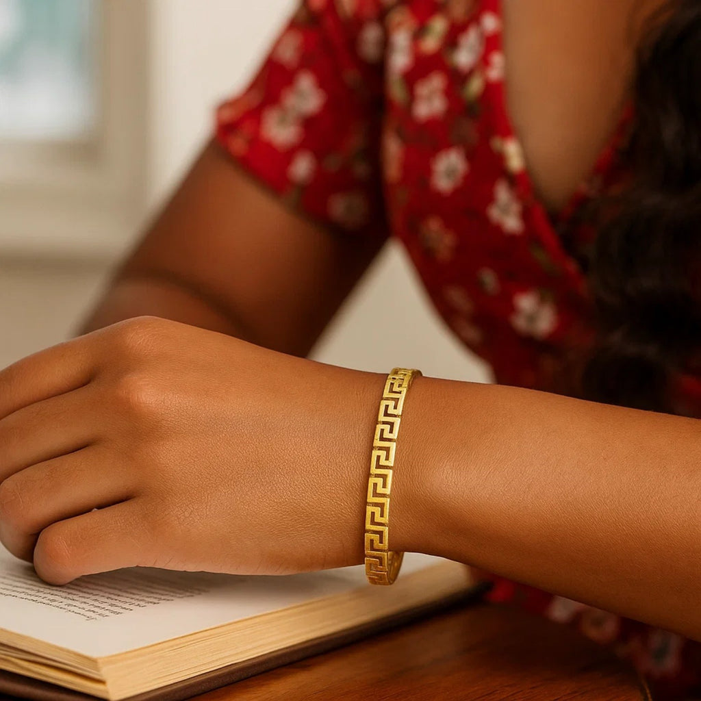 14k Yellow Gold High Polish Greek Key Bangle (4.80 mm)
