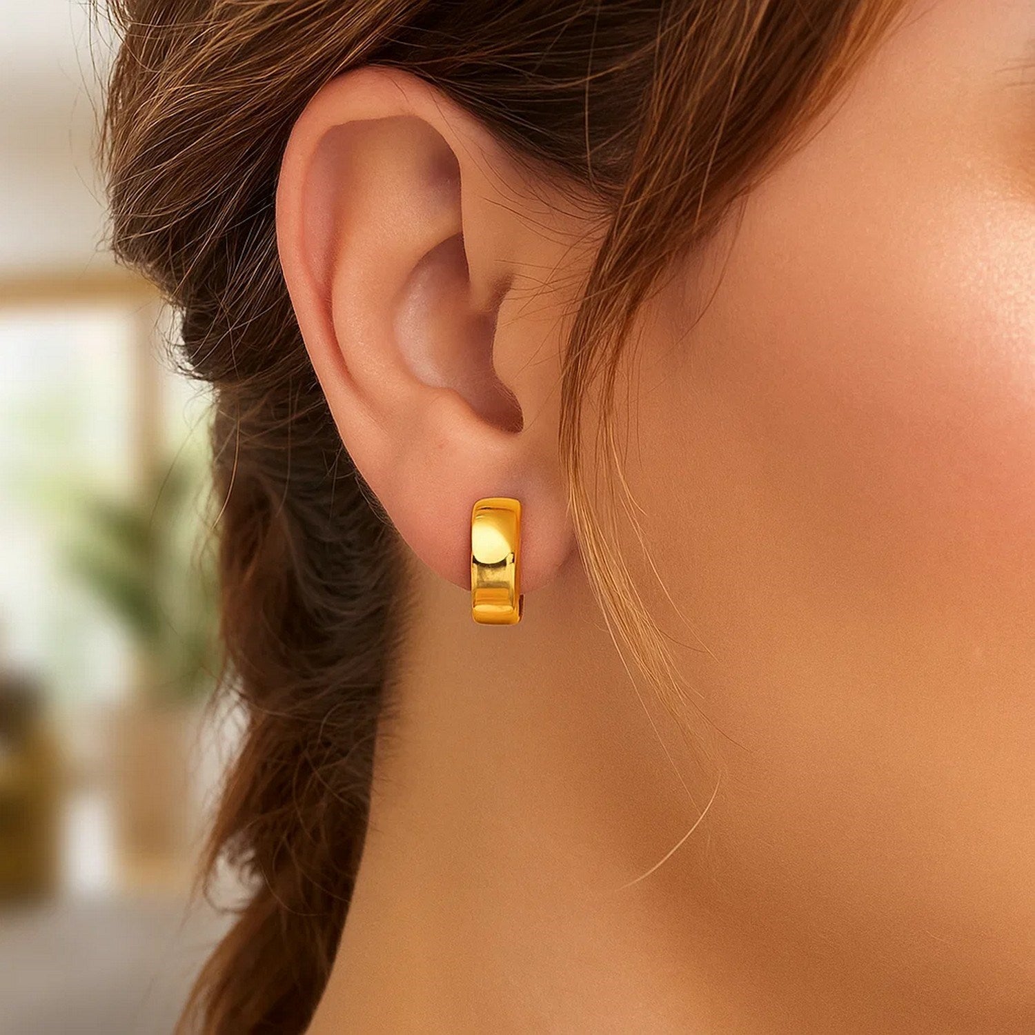 14k Yellow Gold Textured and Polished Hoop Earrings