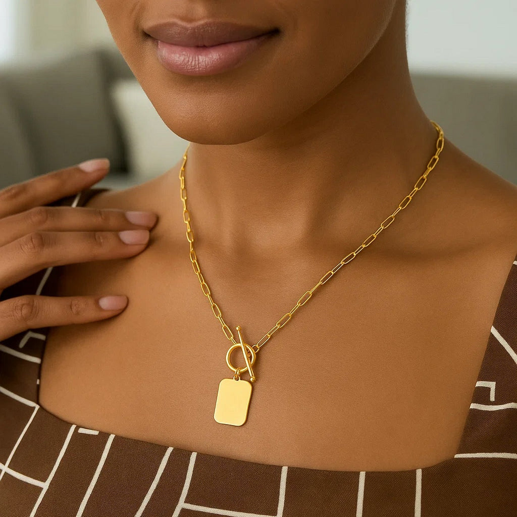 14k Yellow Gold Paperclip Chain Necklace with Rounded Rectangle Pendant