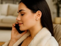 14k Yellow Gold Freshwater Cultured White Pearl Stud Earrings (5mm)