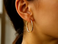 14k Yellow Gold Polished Hoop Earrings (3x30mm)