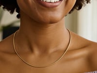 14k Yellow Gold Thin Motif Round Omega Necklace