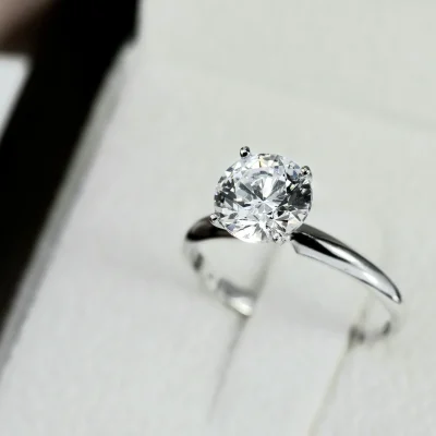 solitaire-engagement-rings